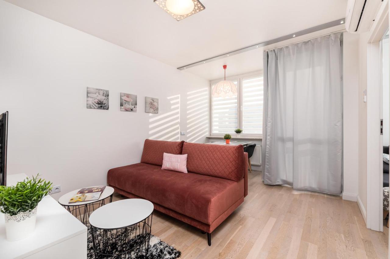 Solidarnosci 68 By Homeprime Apartment *